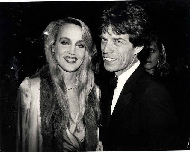 00190-3395017-Jerry_Hall_later_confessed_that_Mick_Jagger_had_seduced_her_whil-a-4_1452574021782.jpg