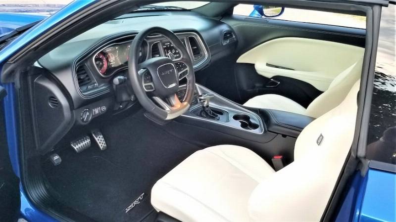 003-exo-mod-c68-interior-white.jpg