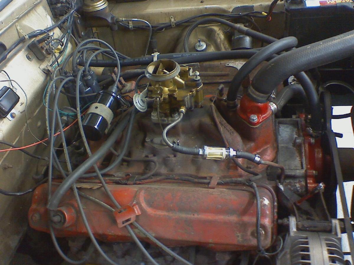 01 Coronet Motor 2 bbl.jpg