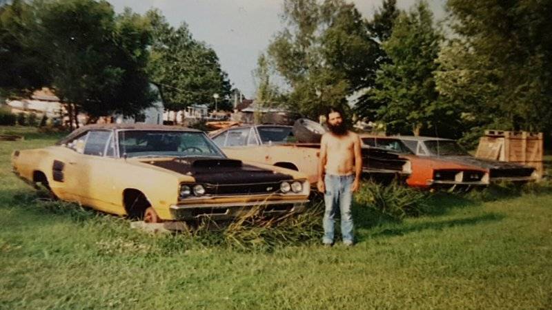 024-vintage-drag-race-cars-1969-super-bee-mopar.jpg
