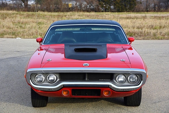 03-1972-plymouth-road-runner-gtx-front.jpg