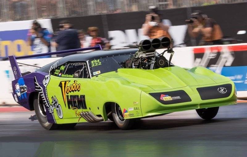 08 Marck Harteveld's Pro Mod Plymouth Superbird 'Voodoo Hemi'.jpg