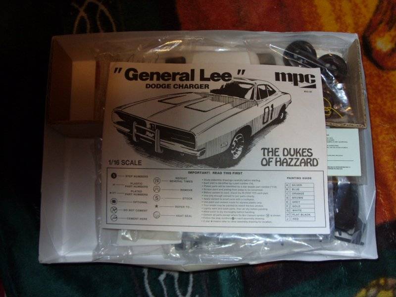 1 16 SCALE G LEE CHARGER 004.JPG