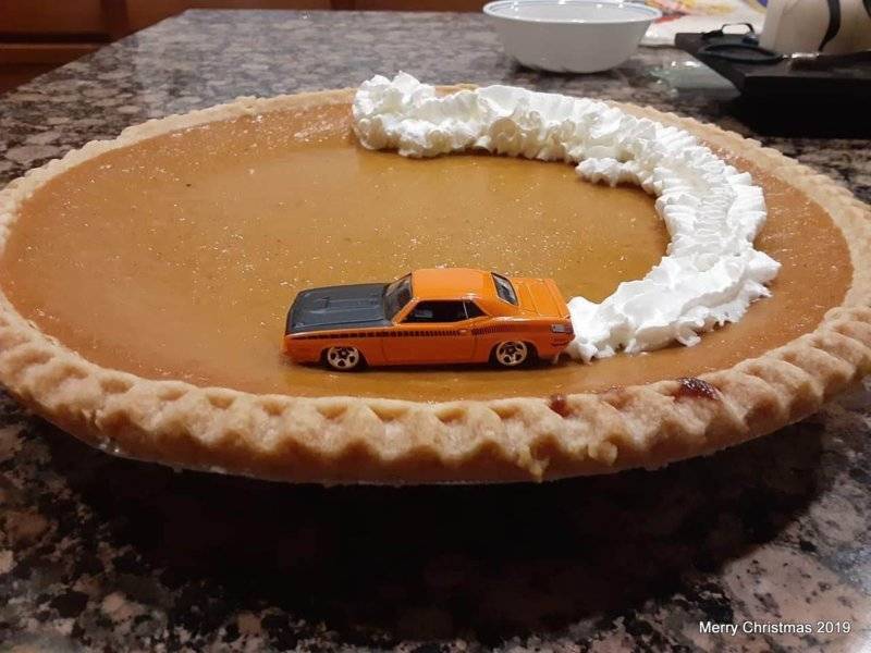 1-Cuda pumpkin pie.jpg