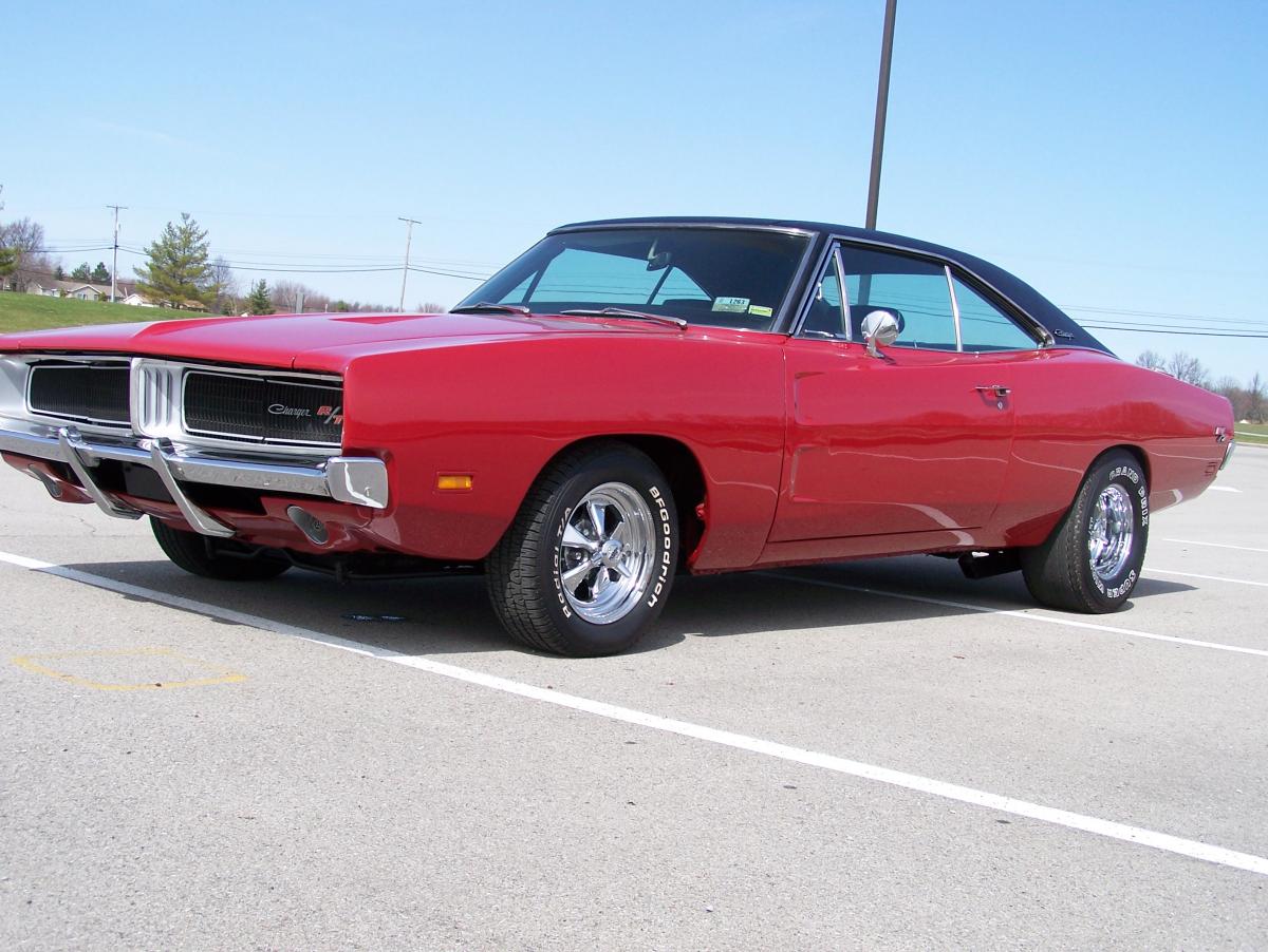 For sale is a 1969 Dodge Charger RT. 's Matching 440HP engine, 727 Tra...