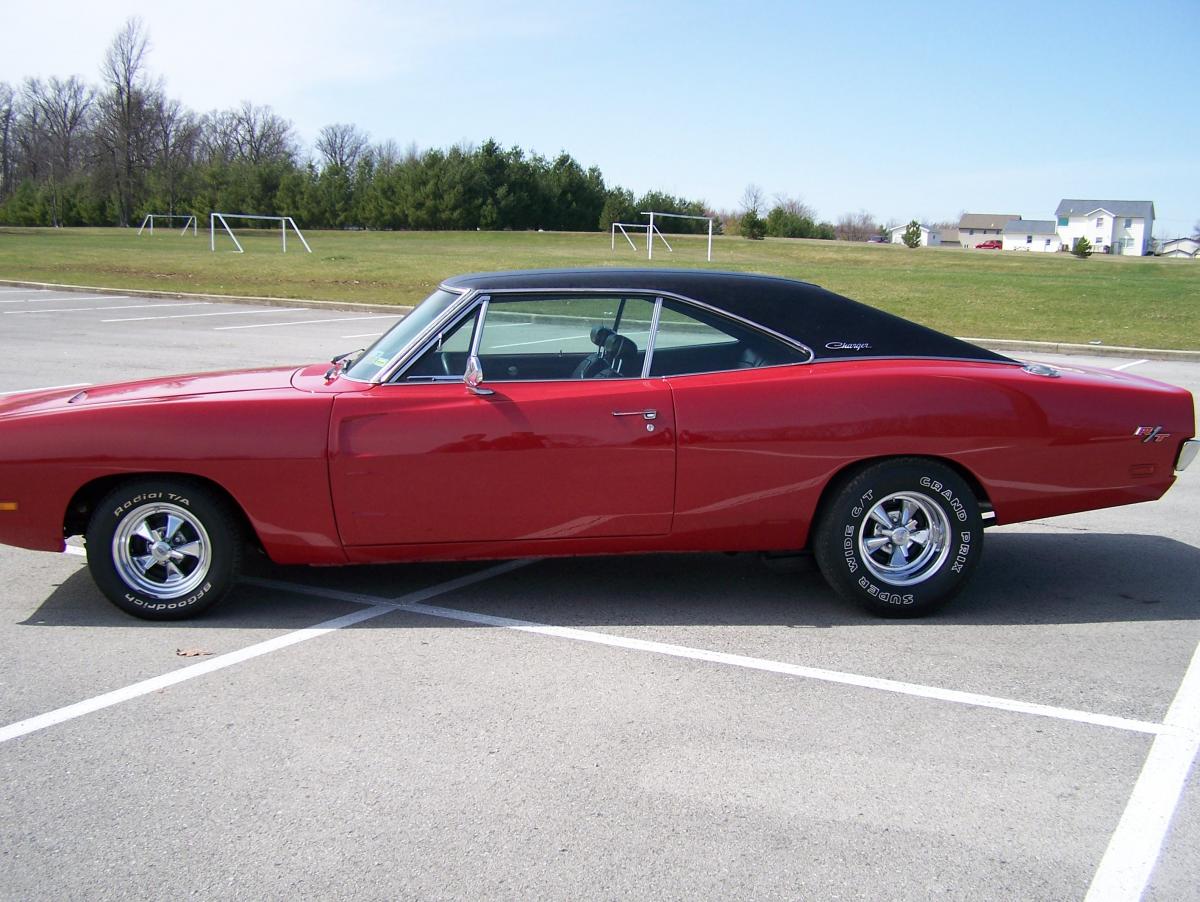 For sale is a 1969 Dodge Charger RT. 's Matching 440HP engine, 727 Tra...