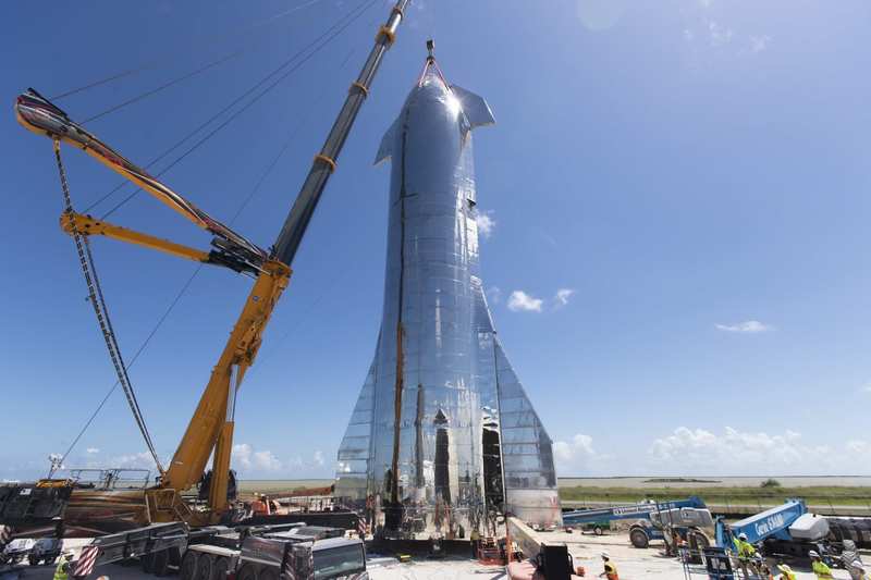 106154044-1569670493342starshipcomplete.jpg