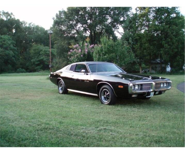 12639135-1973-dodge-charger-srcset-retina-xxl.jpg
