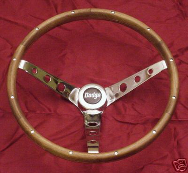 15 inch wood rim steering wheel.jpg