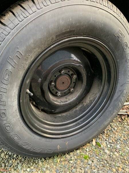 15x8 steel wheel.jpg