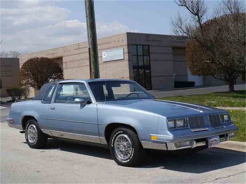 16484-1985-oldsmobile-cutlass-supreme-brougham-std-c.jpg