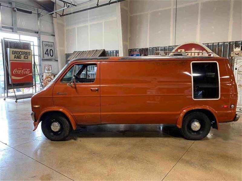 17487878-1977-dodge-ram-van-std.jpg