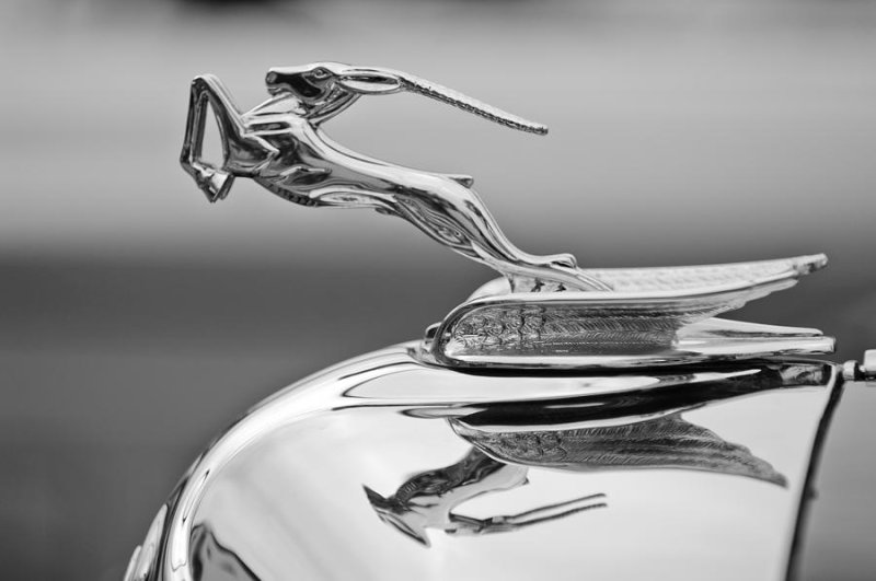 1933 Chrysler CL Imperial.jpg