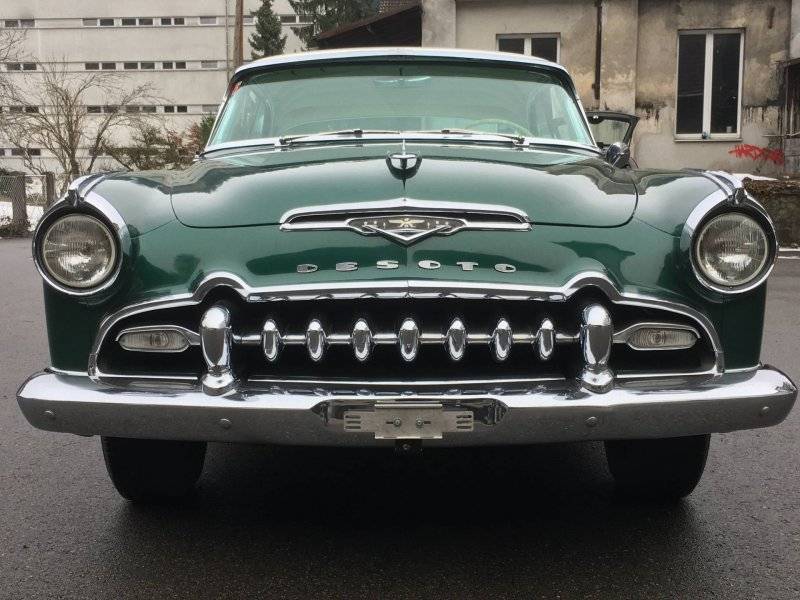 1955 DeSoto Fireflite Sportsman.jpg