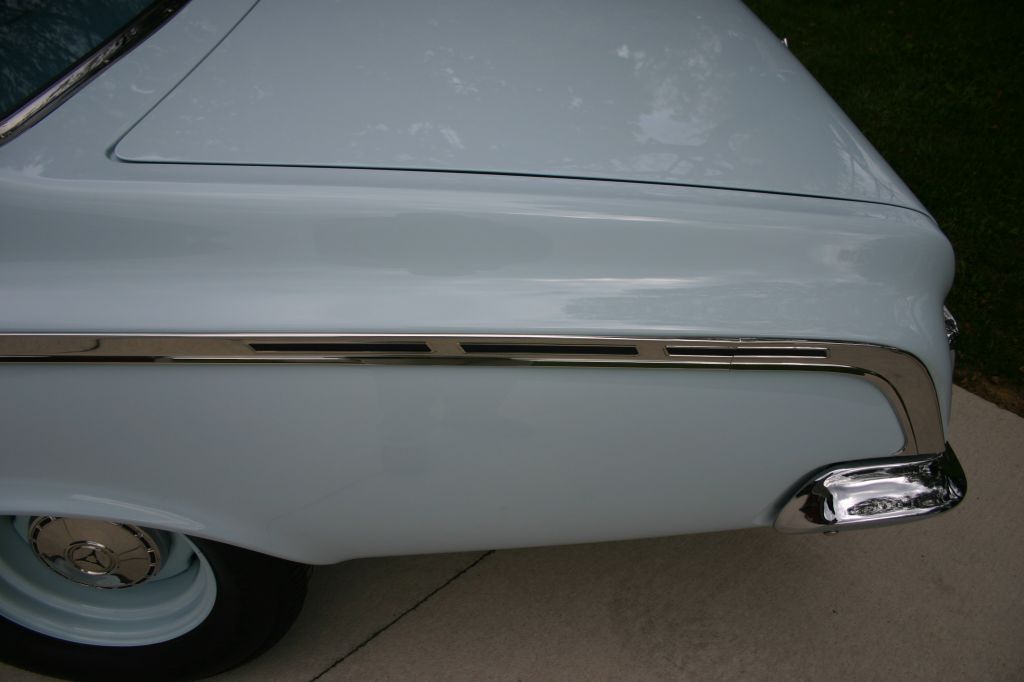 1963_Dodge_Polara_Hemi028.jpg