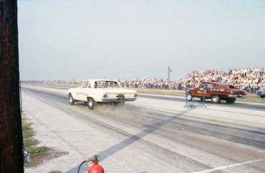 1964-harry-baker-plymouth-versus-ckc-fia-nova.jpg