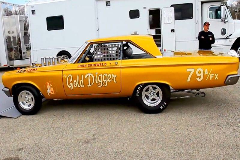 1965-dodge-coronet-gold-digger-hilborn.jpg