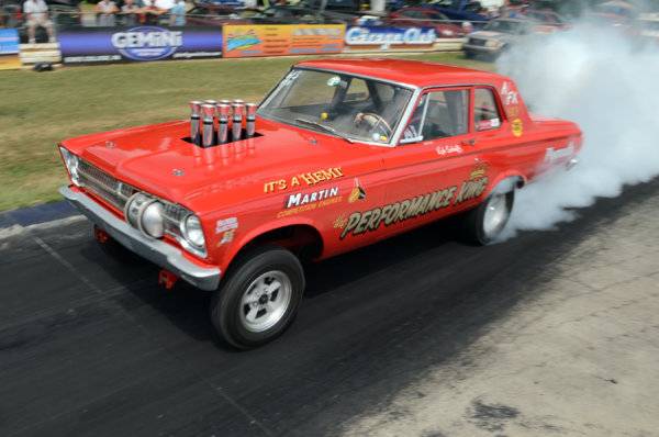 1965-plymouth-belvedere-front-three-quarter-burnout.jpg