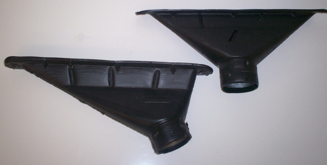 1966-67 B-Body defroster duct nozzles.jpg