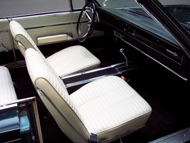 1966 Coronet 500 convertible with white interior #2.jpg