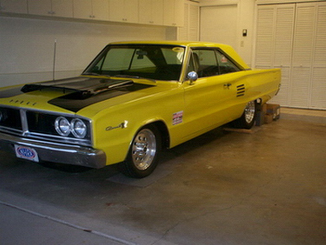 1966 Coronet 500 in my garage - Nov 2008.jpg