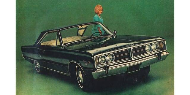 1966-dodge-coronet-magazine-advertisement-5000x2500-car-1632246563.jpg