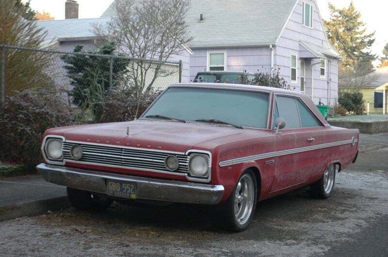 1966-Plymouth-Belvedere-II-Hardtop. - 01.jpg
