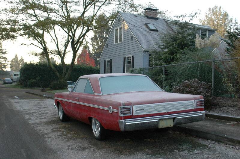 1966-Plymouth-Belvedere-II-Hardtop. - 02.jpg