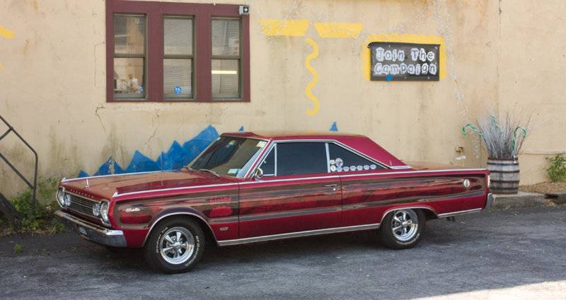 1966-Plymouth-Satellite-side.jpg