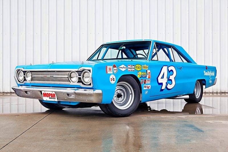 1967-plymouth-belvedere-smithfield-bacon-givaway-car.jpg
