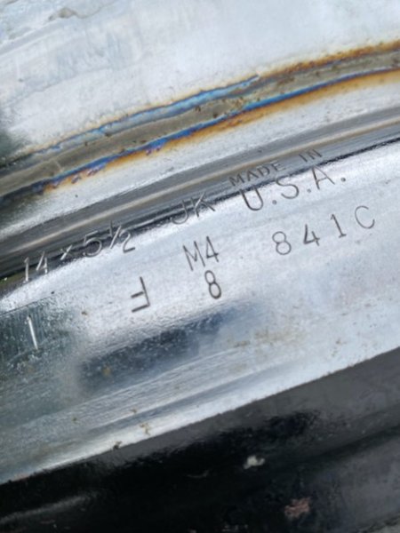 1968 14 x 5.5 mopar magnum 1.jpg