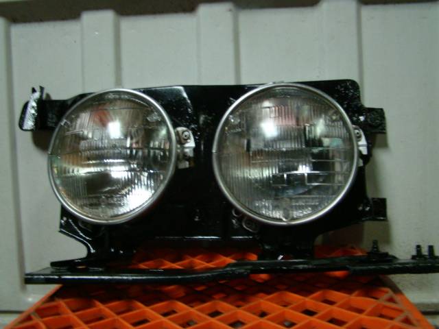 1968 440 engine build 1969 Dodge Charger Headlight Assembly 011.JPG
