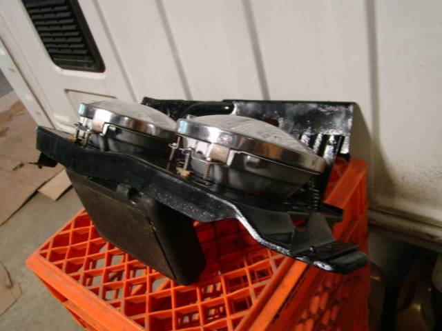 1968 440 engine build 1969 Dodge Charger Headlight Assembly 022.JPG