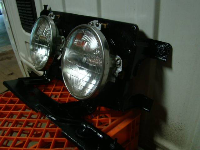 1968 440 engine build 1969 Dodge Charger Headlight Assembly 027.JPG