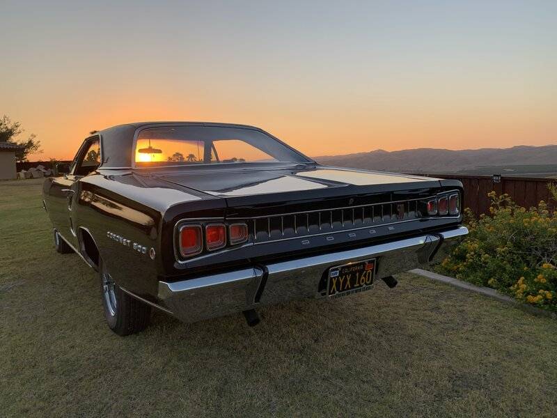 1968 Dodge Coronet.jpg