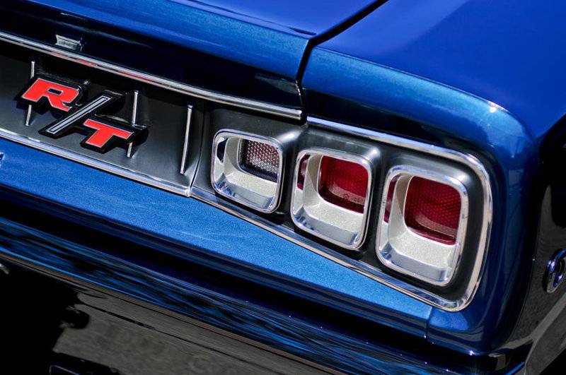 1968-dodge-coronet-rt-hemi-convertible-taillight-emblem-jill-reger.jpg