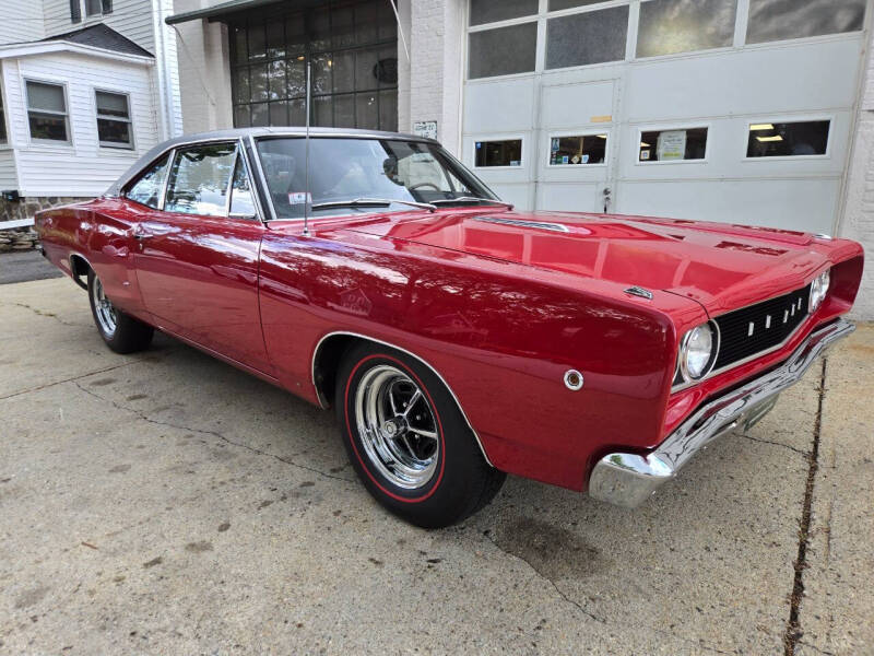 1968-dodge-super-bee-383-v8-4-speed-orig-body-and-int-amazing- (1).jpg