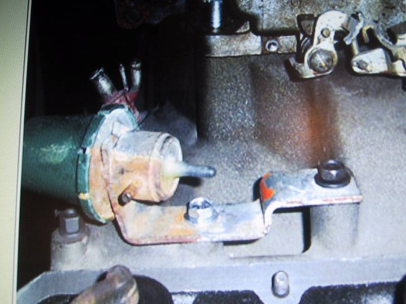 1968 hemi emission valve 1.jpg