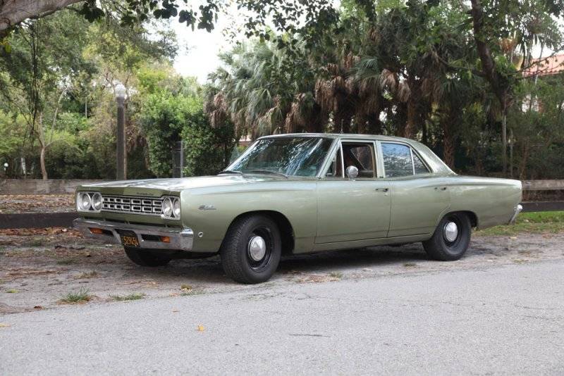 1968_Plymouth_Satellite.jpg