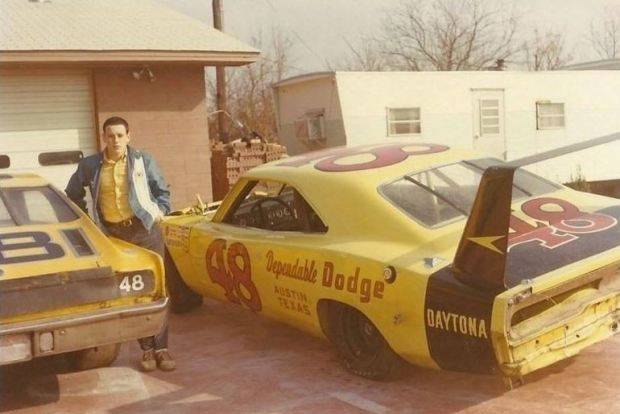 1969-Dodge-Charger-Daytona-NASCAR-Yellow.jpg