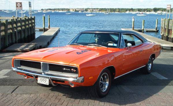 1969 Dodge Charger V8.jpg