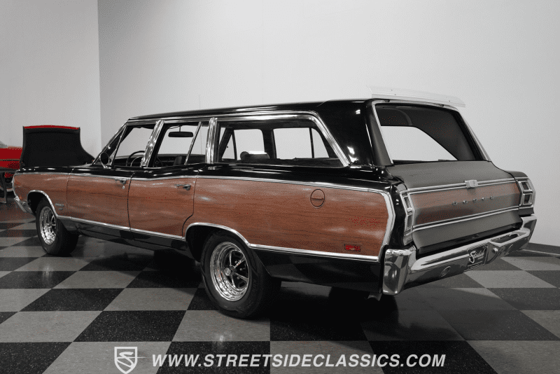 1969-dodge-coronet-500-wagon-1.png