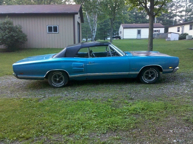 1969 Dodge Coronet Convertible.jpg