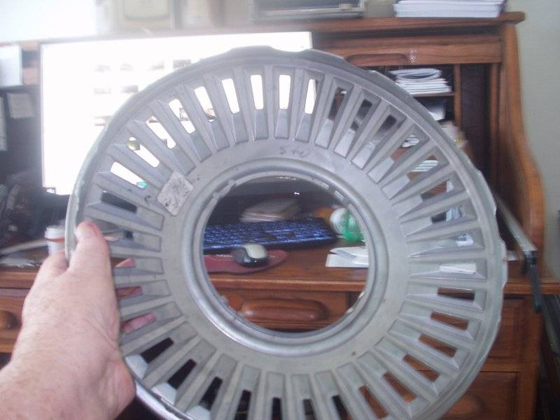 1969 red hubcap 4 .JPG