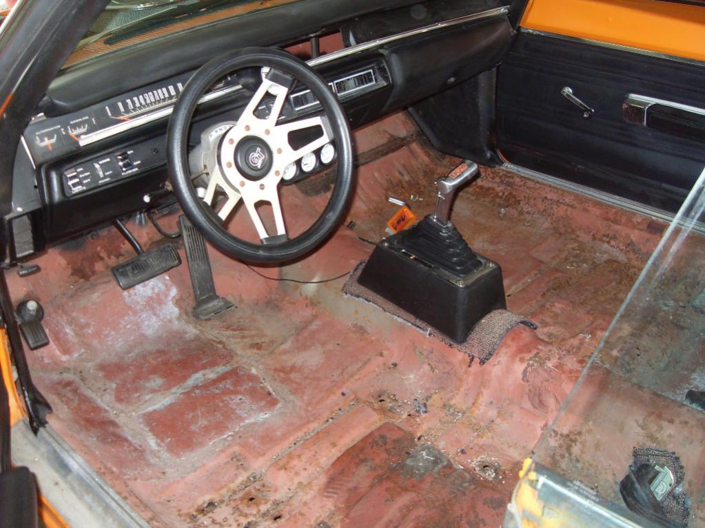 1969 Roadrunner A12 Clone 020.jpg