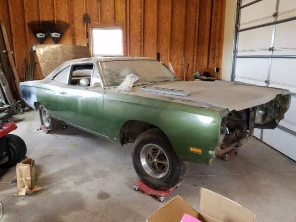 1969 Roadrunner.jpg