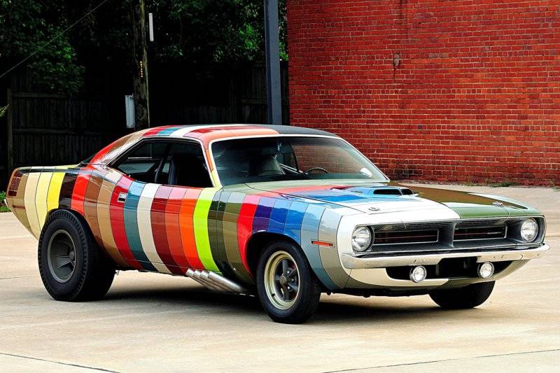 1970-plymouth-barracuda-stripe-side-front-three-quarter.jpg