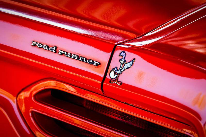 1970-plymouth-superbird-road-runner-emblem-1418c-jill-reger.jpg