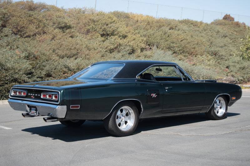 1970_dodge_coronet_r-t_2_door_hardtop_8ca0a3e33c.jpg