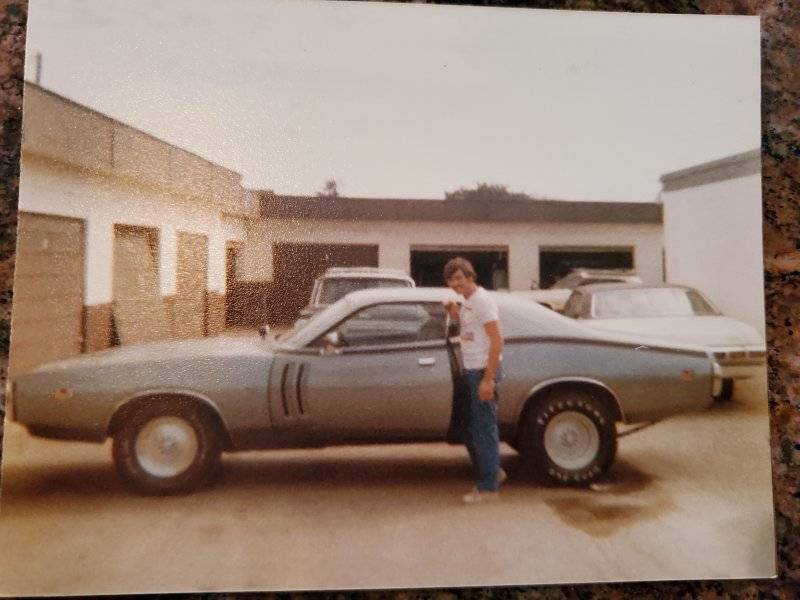 1971 Dodge Charger RT 440 Six Pack.jpg